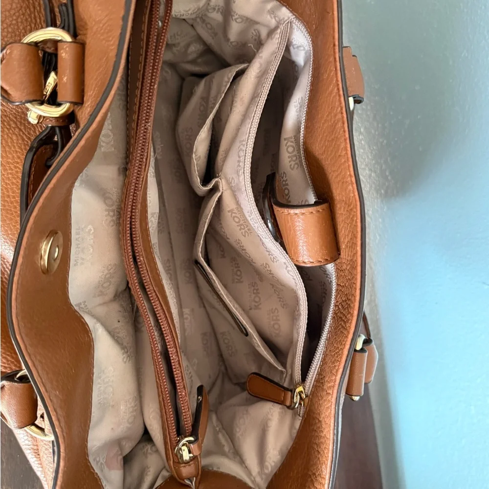 Michael Kors Over Sized Top Handled Brown Soft Leather Purse W/ Gold Chain Strap
